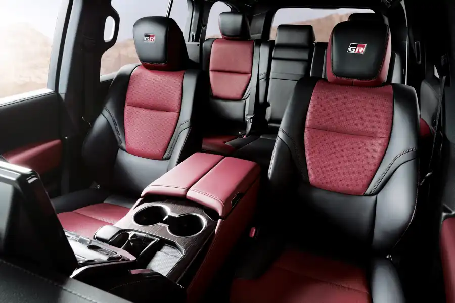 Mayank Toyota | Toyota Dealer | LC 300